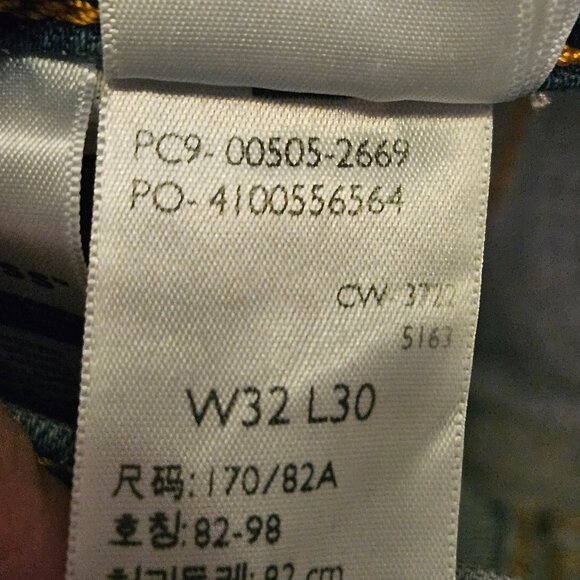 NWT Levis Mens 505 Regular Fit Stretch Jeans 32W X 30L Blue Denim Straight Leg - Picture 6 of 12